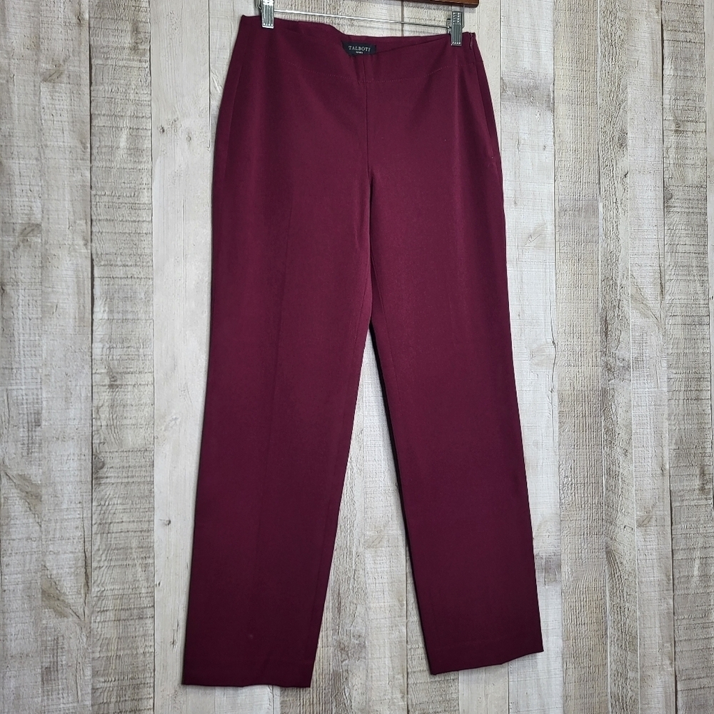 Talbots Heritage Women's Wine Straight-Leg Pull On Pants. Size 2 Petite. 2P